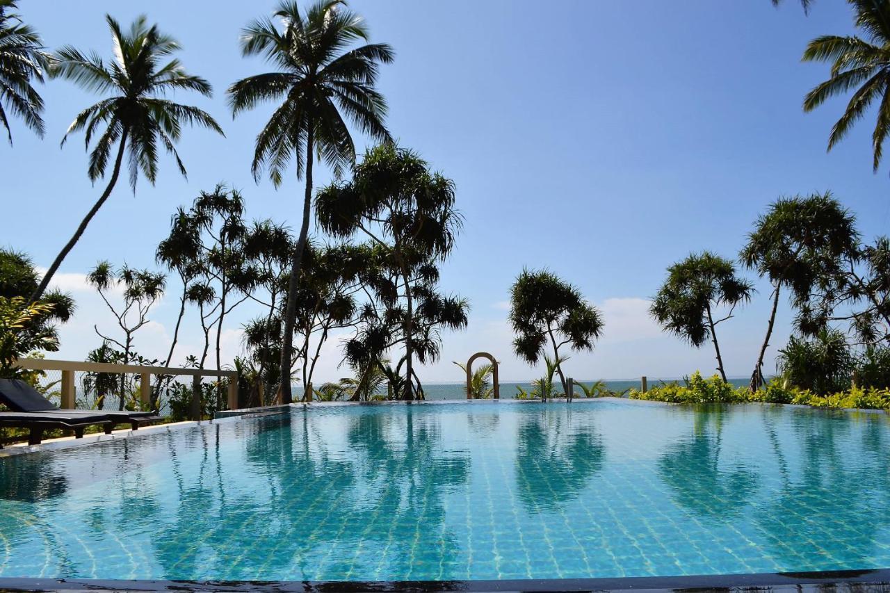 Lanka Beach Boutique Bungalows & Grand Villa Tangalle Extérieur photo